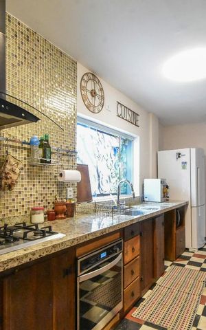 Casa à venda com 120m², 2 quartos e 2 vagasCozinha