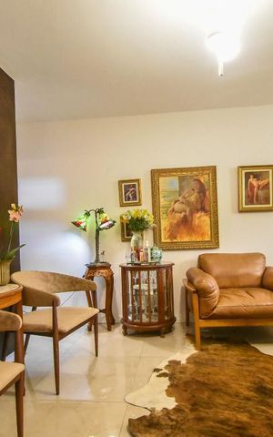 Casa à venda com 120m², 2 quartos e 2 vagasSala