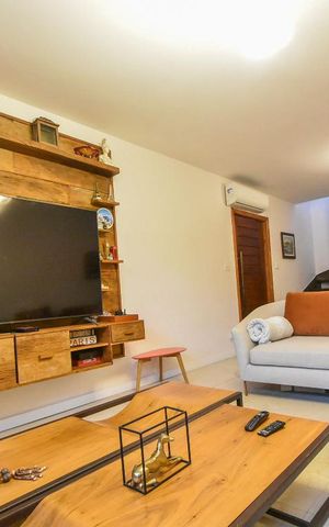 Casa à venda com 120m², 2 quartos e 2 vagasSala de Estar