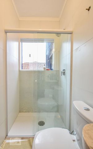 Casa à venda com 120m², 2 quartos e 2 vagasBanheiro Suíte 01