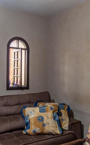 Casa à venda com 386m², 4 quartos e 7 vagas Casa à venda com 386m², 4 quartos e 7 vagasSala de TV