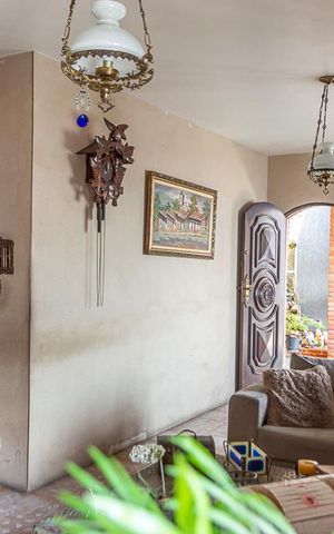 Casa à venda com 386m², 4 quartos e 7 vagas Casa à venda com 386m², 4 quartos e 7 vagasSala