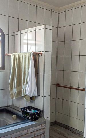 Casa à venda com 386m², 4 quartos e 7 vagas Casa à venda com 386m², 4 quartos e 7 vagasBanheiro da Suíte 3