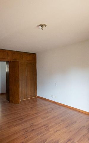 Apartamento à venda com 250m², 4 quartos e 3 vagas Apartamento à venda com 250m², 4 quartos e 3 vagasQuarto 4