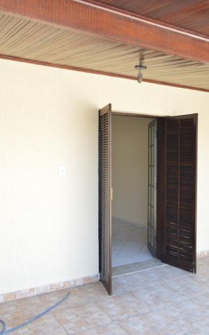 Casa para alugar com 150m², 2 quartos e 1 vagaVaranda