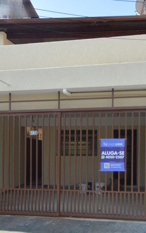Casa para alugar com 150m², 2 quartos e 1 vagaFachada