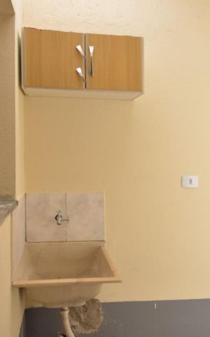 Casa para alugar com 150m², 2 quartos e 1 vagaÁrea de serviço