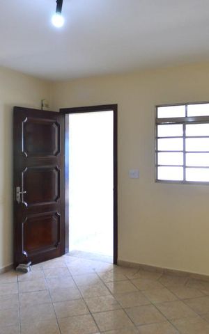 Casa para alugar com 150m², 2 quartos e 1 vagaSala