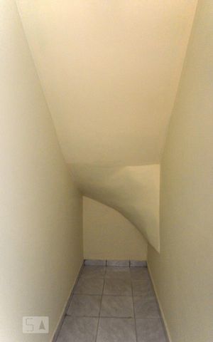 Casa para alugar com 150m², 2 quartos e 1 vagaDispensa