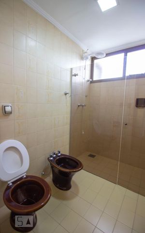 Apartamento para alugar com 180m², 3 quartos e 3 vagasBanheiro Social