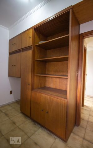 Apartamento para alugar com 180m², 3 quartos e 3 vagasQuarto de Serviço