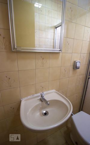 Apartamento para alugar com 180m², 3 quartos e 3 vagasBanheiro de Serviço