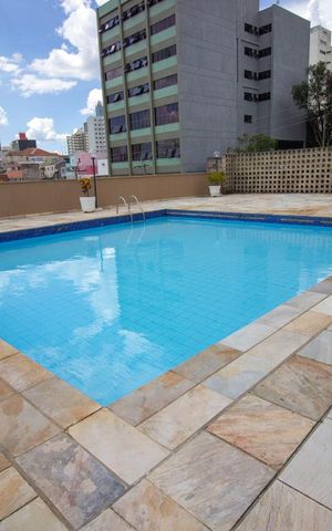 Apartamento para alugar com 180m², 3 quartos e 3 vagasÁrea comum - Piscina