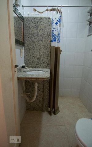 Studio à venda com 37m², 1 quarto e sem vaga Studio à venda com 37m², 1 quarto e sem vagaBanheiro
