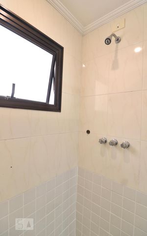 Apartamento à venda com 200m², 3 quartos e 3 vagasBanheiro 2 - Suíte