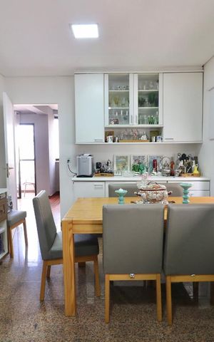 Apartamento à venda com 200m², 3 quartos e 3 vagasCozinha