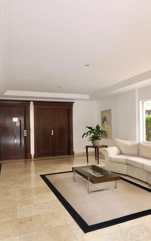 Apartamento à venda com 200m², 3 quartos e 3 vagasHall de Entrada