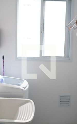 Apartamento à venda com 27m², 1 quarto e sem vagaÁrea de Serviço