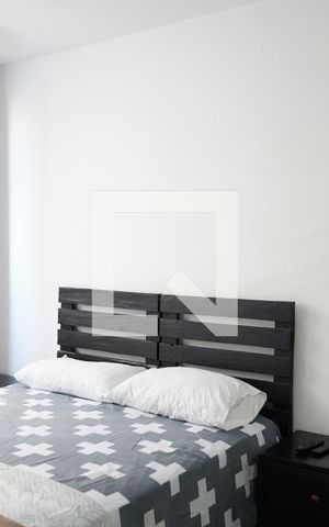Apartamento à venda com 27m², 1 quarto e sem vagaSala/Quarto