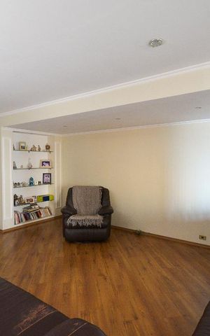 Apartamento à venda com 248m², 3 quartos e 3 vagas Apartamento à venda com 248m², 3 quartos e 3 vagasSala Cobertura