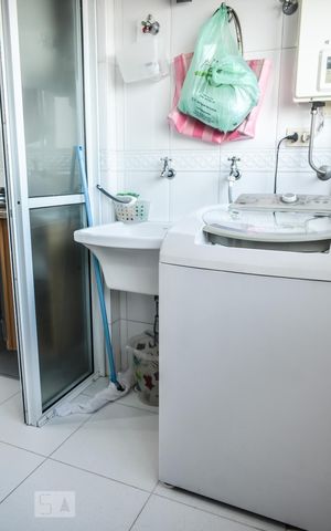 Apartamento à venda com 100m², 3 quartos e 2 vagasLavanderia 