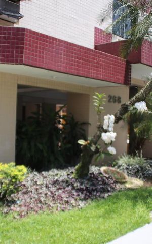 Apartamento à venda com 68m², 2 quartos e 1 vagaFachada