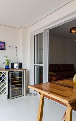 Apartamento à venda com 72m², 3 quartos e 2 vagas Apartamento à venda com 72m², 3 quartos e 2 vagasVaranda