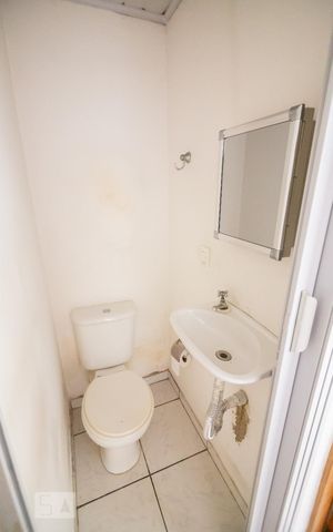 Casa à venda com 106m², 5 quartos e 2 vagasBanheiro 1