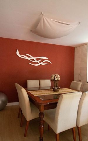 Casa de condomínio à venda com 256m², 4 quartos e 2 vagas Casa de condomínio à venda com 256m², 4 quartos e 2 vagasSala