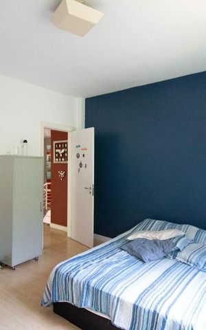 Casa de condomínio à venda com 256m², 4 quartos e 2 vagas Casa de condomínio à venda com 256m², 4 quartos e 2 vagasQuarto 3