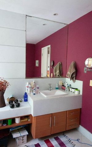 Casa de condomínio à venda com 256m², 4 quartos e 2 vagas Casa de condomínio à venda com 256m², 4 quartos e 2 vagasBanheiro Suite principal