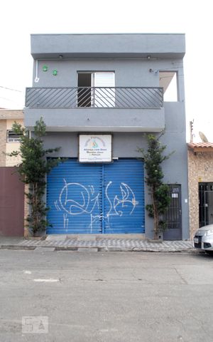 Casa para alugar com 54m², 1 quarto e sem vagaFachada