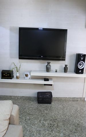 Casa à venda com 320m², 6 quartos e 2 vagasSala de TV