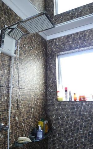 Casa à venda com 320m², 6 quartos e 2 vagasChuveiro