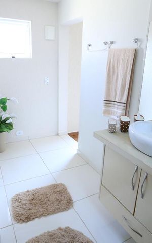 Casa à venda com 320m², 6 quartos e 2 vagasBanheiro da Suíte 2