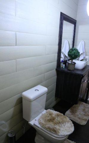 Casa à venda com 320m², 6 quartos e 2 vagasLavabo