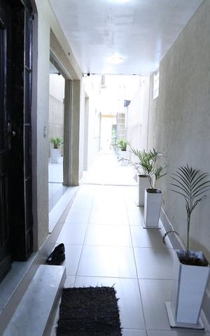 Casa à venda com 320m², 6 quartos e 2 vagasCorredor