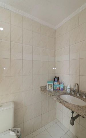 Apartamento à venda com 90m², 3 quartos e 3 vagas Apartamento à venda com 90m², 3 quartos e 3 vagasBanheiro da Suite 1