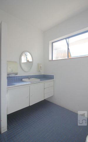 Casa à venda com 240m², 6 quartos e 3 vagasBanheiro da suíte 3