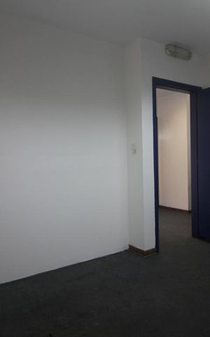 Casa à venda com 240m², 6 quartos e 3 vagasSuíte 2
