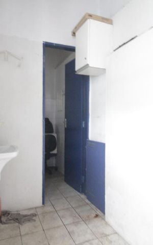 Casa à venda com 240m², 6 quartos e 3 vagasÁrea de Serviço