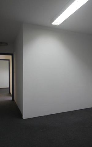 Casa à venda com 240m², 6 quartos e 3 vagasSuíte 3