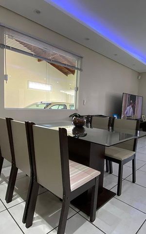 Casa à venda com 117m², 2 quartos e 2 vagasSala de Jantar
