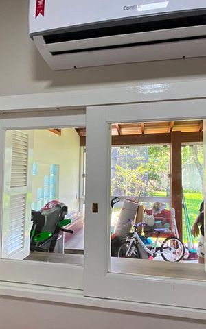 Casa à venda com 117m², 2 quartos e 2 vagasJanela do Quarto 2