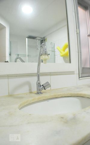 Apartamento para alugar com 63m², 2 quartos e 1 vagaBanheiro Social