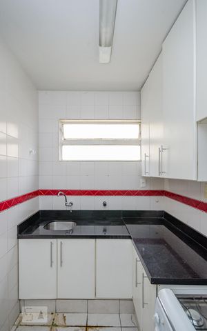 Apartamento para alugar com 70m², 2 quartos e 1 vagaCozinha