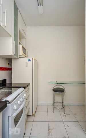 Apartamento para alugar com 70m², 2 quartos e 1 vagaCozinha