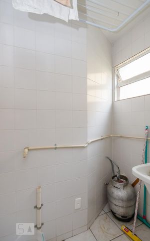 Apartamento para alugar com 70m², 2 quartos e 1 vagaÁrea de Serviço