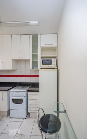 Apartamento para alugar com 70m², 2 quartos e 1 vagaCozinha