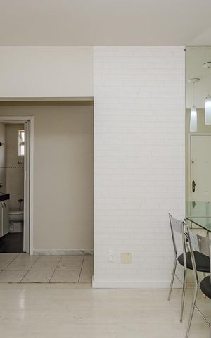 Apartamento para alugar com 70m², 2 quartos e 1 vagaSala